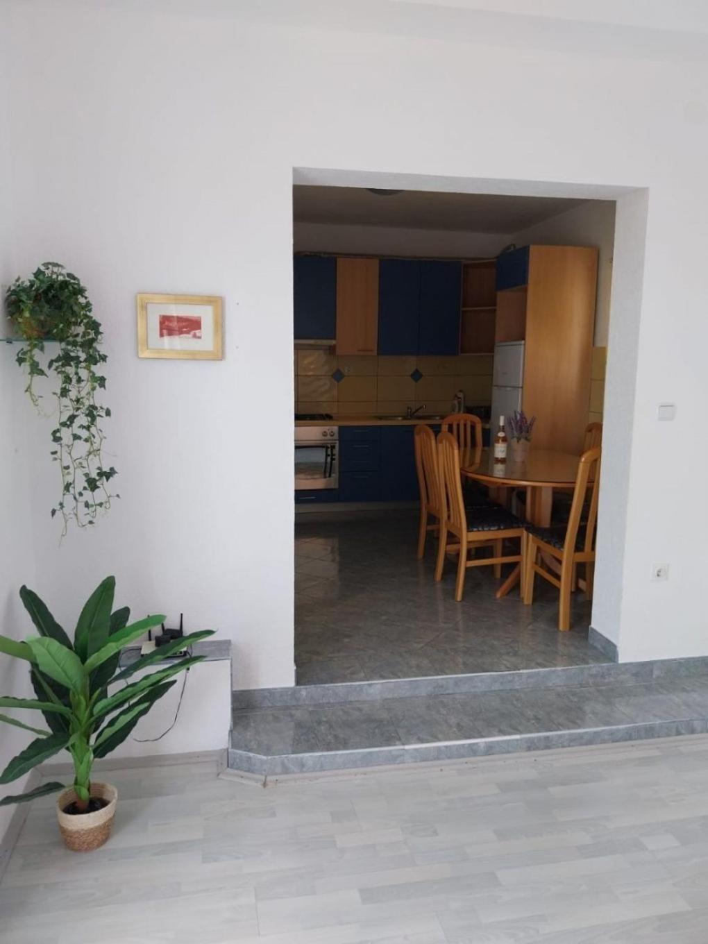 Apartments Josip Baska Voda Exterior photo