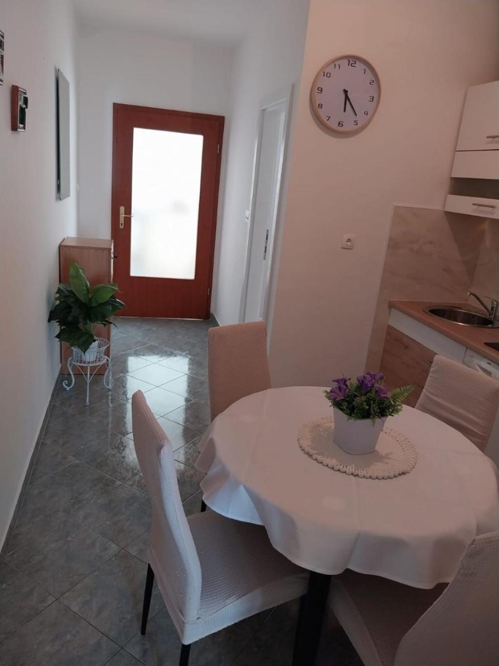 Apartments Josip Baska Voda Exterior photo