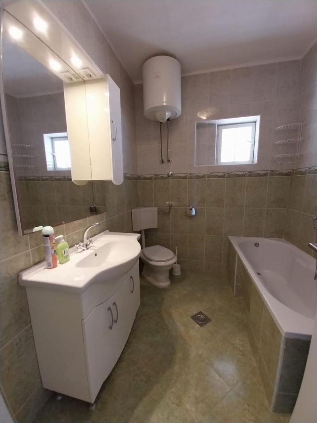 Apartments Josip Baska Voda Exterior photo